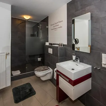 Pensjonat Gaestehaus Schmitt 3*