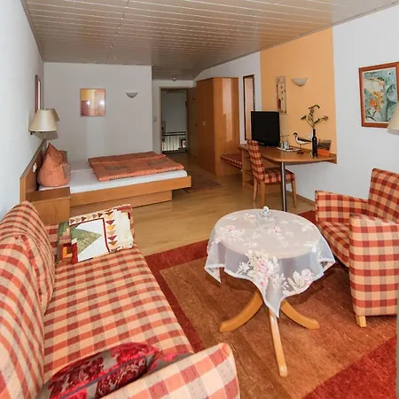 Gaestehaus Schmitt Pensión 3*