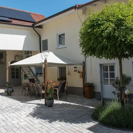 Pensión Gaestehaus Schmitt