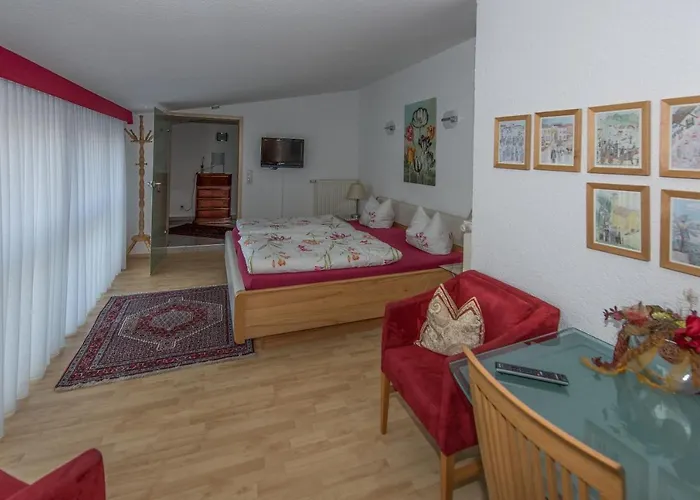 Гостевой дом Gaestehaus Schmitt Appenheim