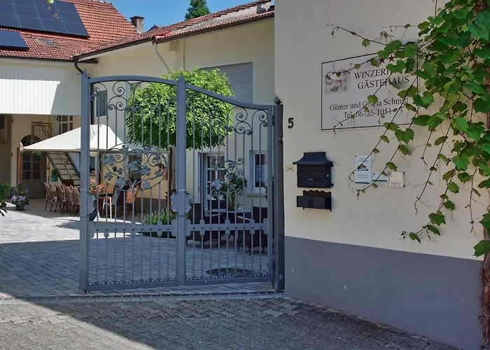 Gaestehaus Schmitt 3*